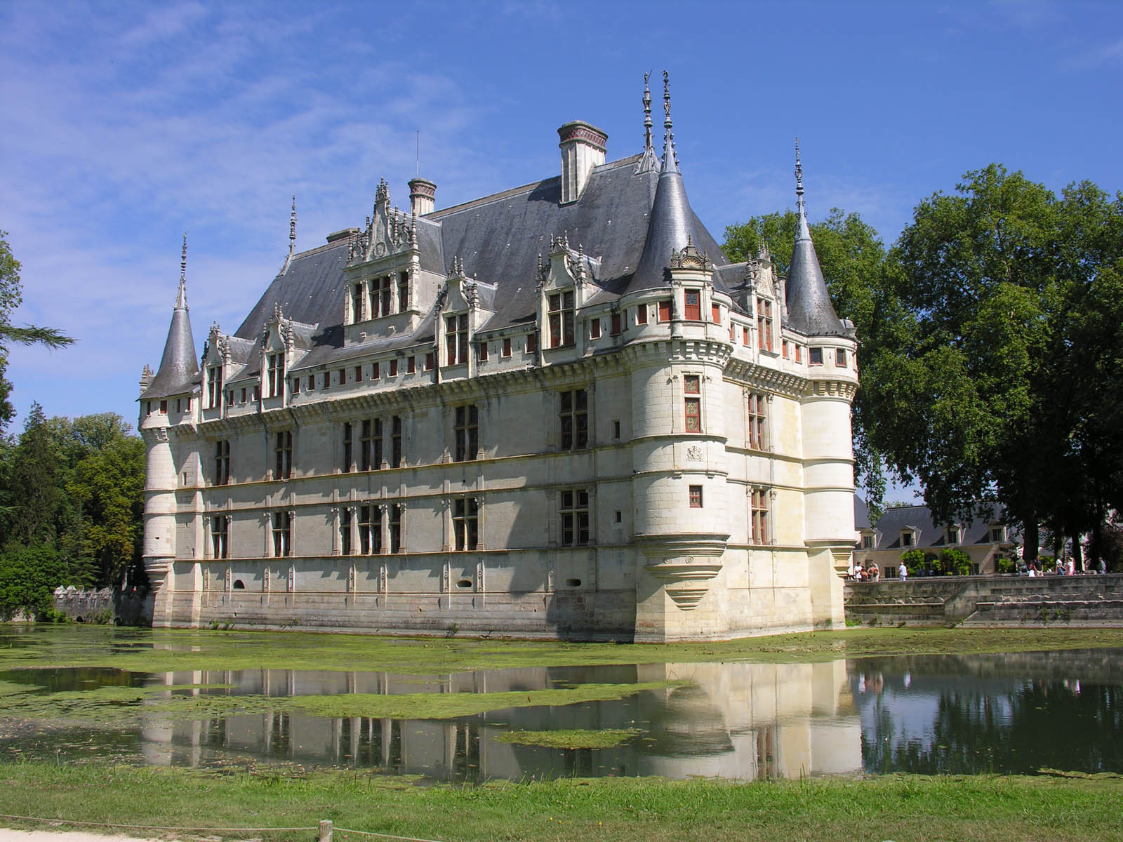 Cottages Le Mas de Loire and le Cedre, located near Chambord. | Azay-le-Rideau