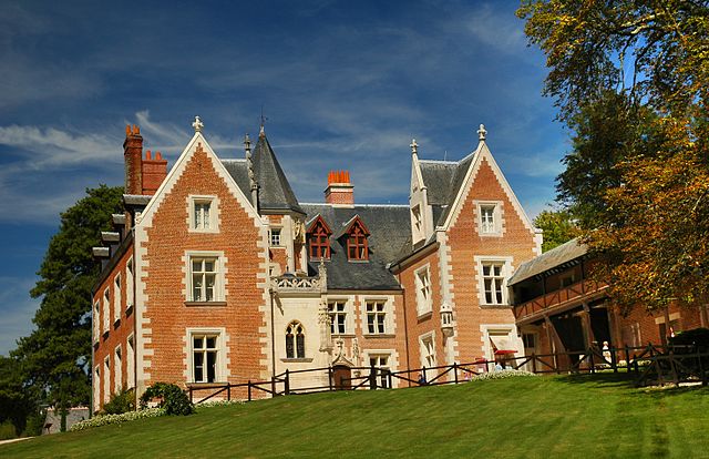 Cottages Le Mas de Loire and le Cedre, located near Chambord. | Le Clos Lucé