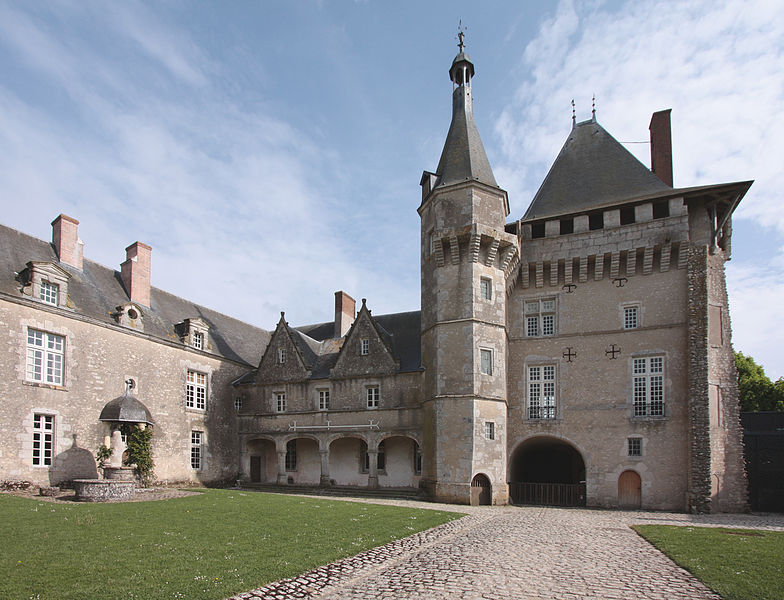 Cottages Le Mas de Loire and le Cedre, located near Chambord. | Château de Talcy